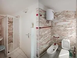 Rosal Ξενοδοχείο *