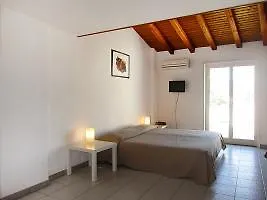 Rosal Ξενοδοχείο *